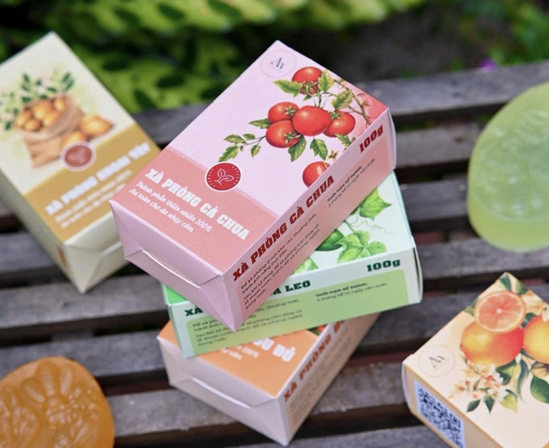 Sinh viên làm xà phòng từ trái cây bán giá 32.000 đồng – 38.000 đồng/sản phẩm